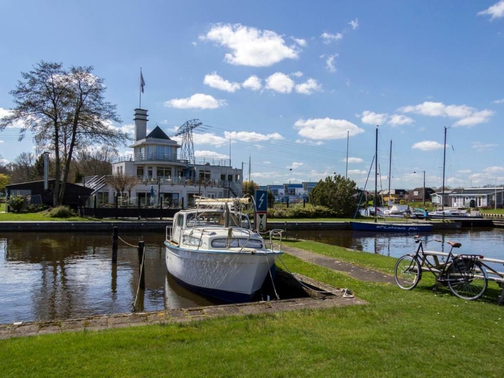 Landal De Bloemert Hotell Zuidlaren Exteriör bild