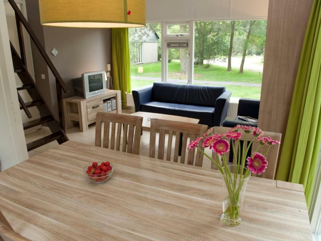 Landal De Bloemert Hotell Zuidlaren Exteriör bild