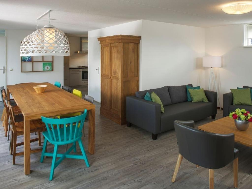 Landal De Bloemert Hotell Zuidlaren Exteriör bild